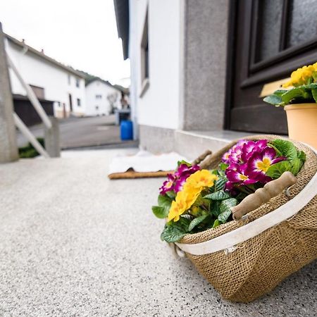 Ferienwohnung Richards Idar-Oberstein Bagian luar foto